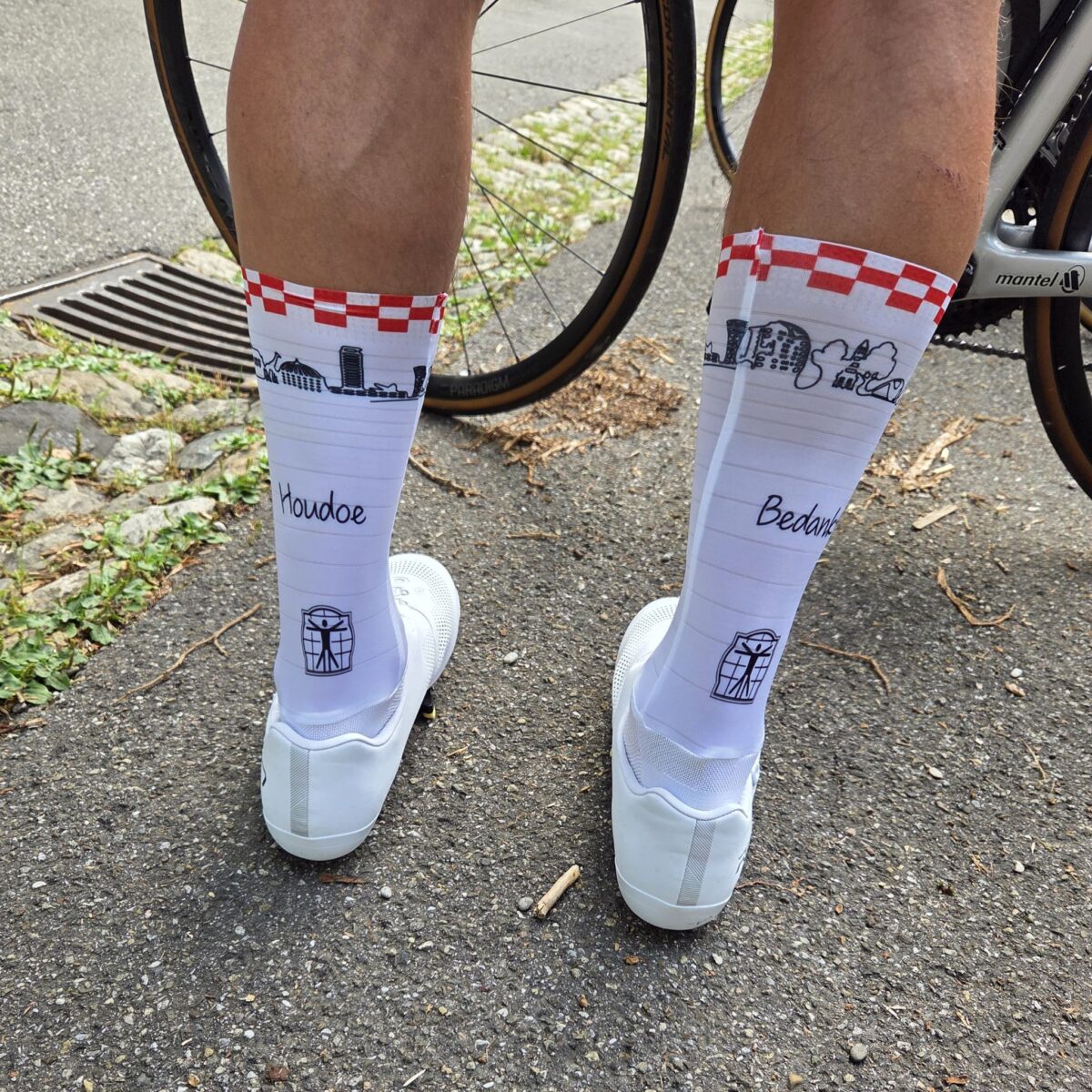 Bioracer Epic Aerosok x Kuitenbijter Brabant Wit Kort en Lang